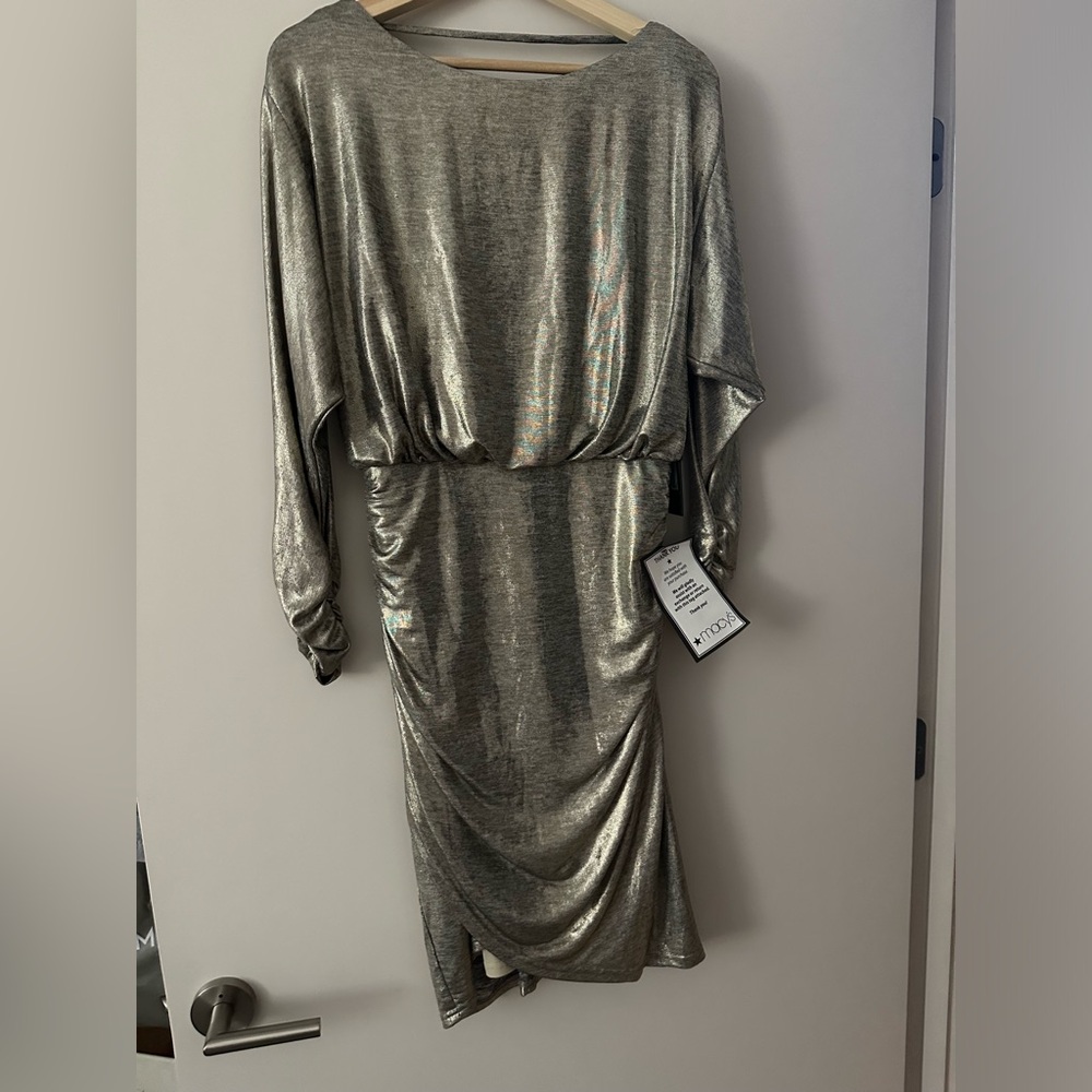Vince Camuto gold dress size 8